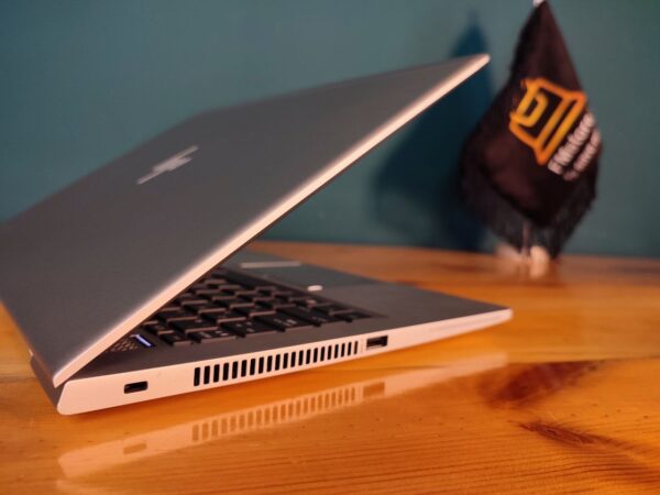 Hp EliteBook 830 G5 - Image 9