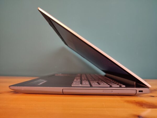 Lenovo IdeaPad 320 - Image 5