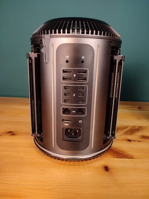 مینی کیس Mac Pro A1481 - Image 3