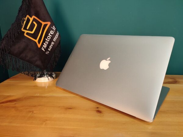 Apple MacBook Pro A1398 - Image 3