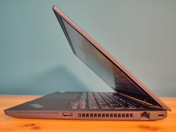 Lenovo ThinkPad T14 - Image 5