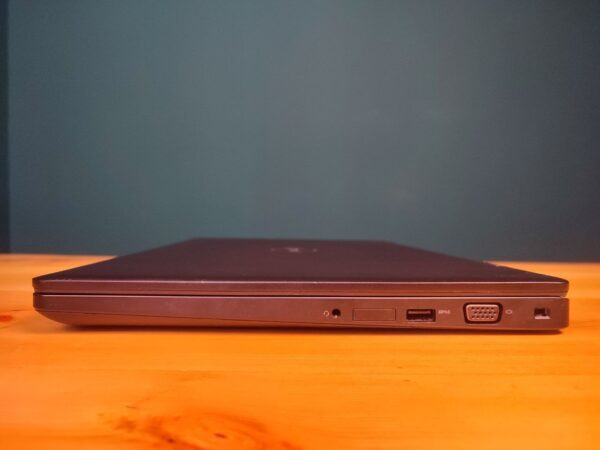 Dell Latitude 5580 - Image 6