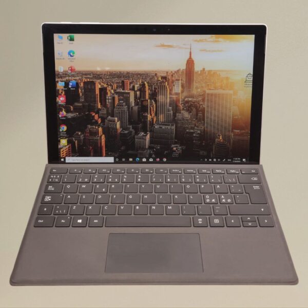 Microsoft Surface Pro 5 - Image 4