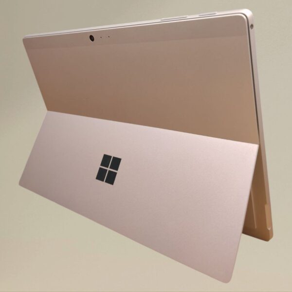 Microsoft Surface Pro 5 - Image 5