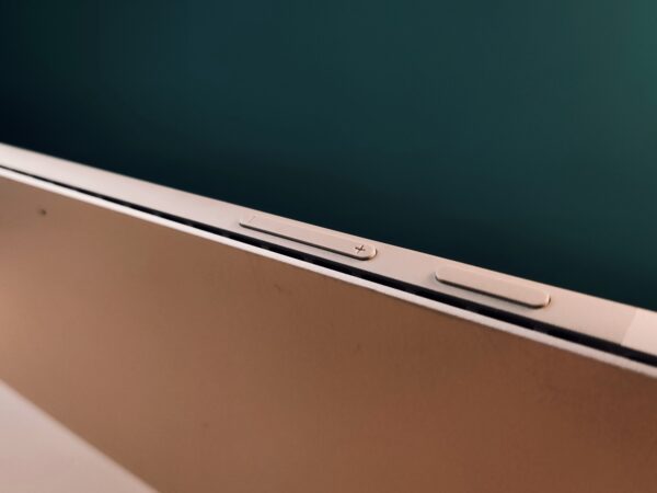 Microsoft Surface Pro 7 Plus - Image 3