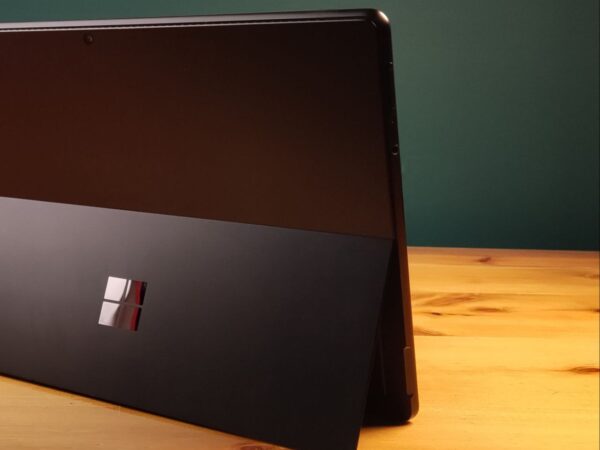 Microsoft Surface Pro 7 Plus Black - Image 2