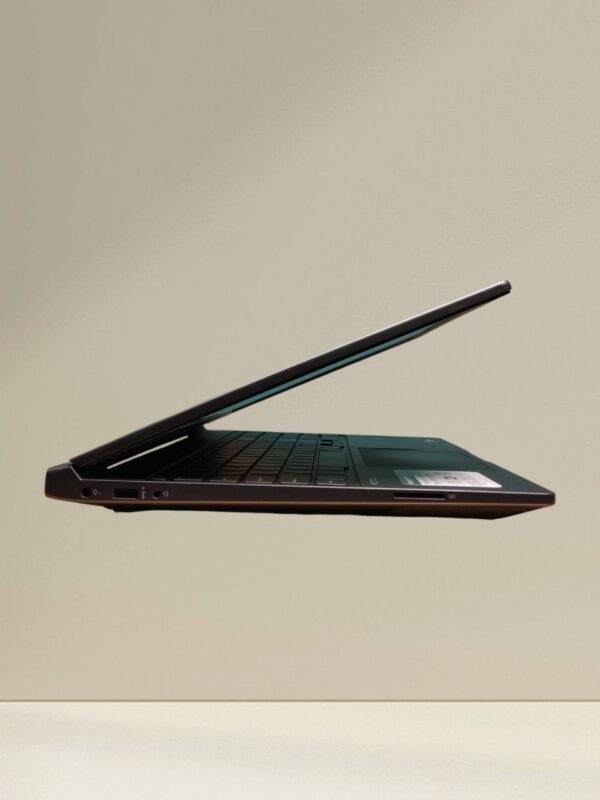 HP Victus 15 FB1013DX - Image 6