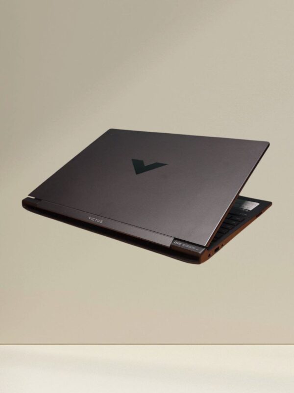 HP Victus 15 FB1013DX - Image 2