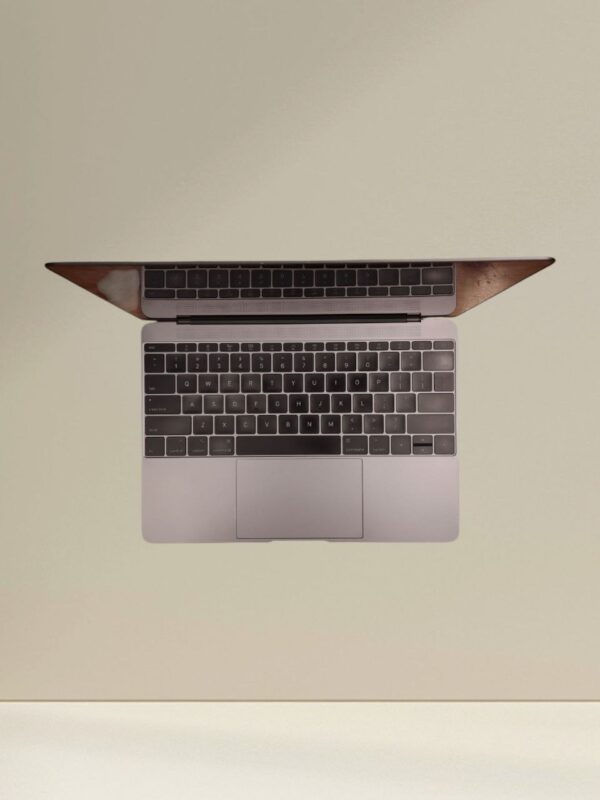 MacBook A1534 - Image 3